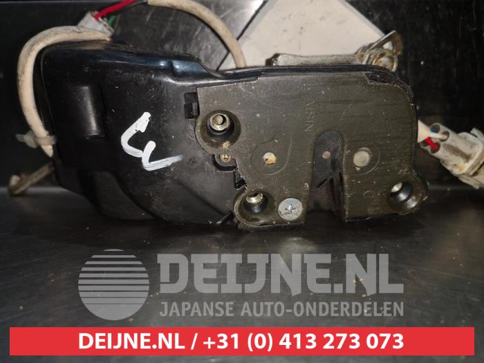 Suzuki Baleno Deurslot Mechaniek 4Deurs links-voor O279790