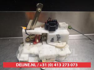 Toyota Avensis Deurslot Mechaniek 4Deurs rechts-achter O281852 foto 2