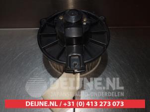 Daihatsu Gran Move Heating and ventilation fan motor O367330 photo 2