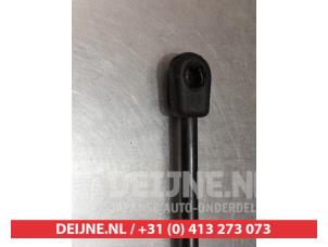 Suzuki Swift Rear gas strut, left O294349 photo 3
