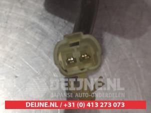 Daihatsu Cuore Rear wiper motor O301281 photo 4