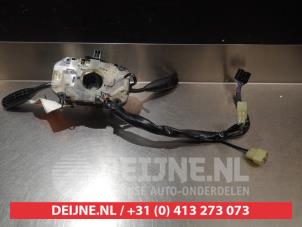 Daihatsu Move Steering column stalk O309142 photo 4