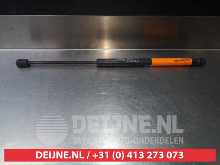 Hyundai Coupe Gasdemper Motorkap rechts O266063