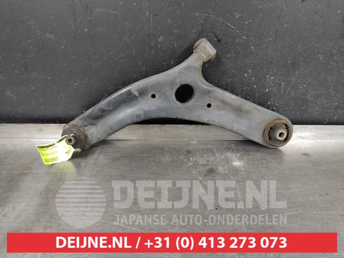 Kia Venga Front lower wishbone, left O557942