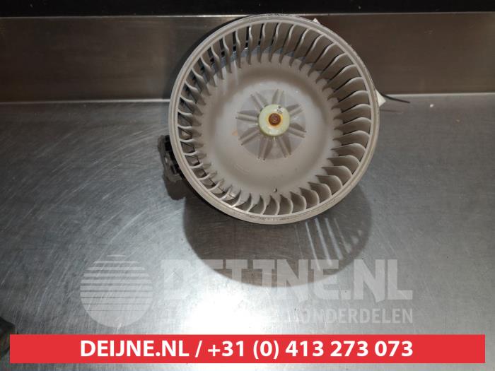 Daihatsu Trevis Kachel Ventilatiemotor O367319