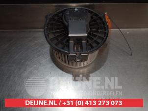 Daihatsu Trevis Heizung Belüftungsmotor O367319 foto 2