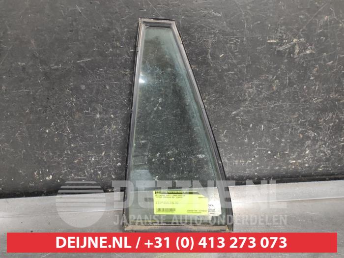 Toyota Corolla Driehoeks Ruit links-achter O557994