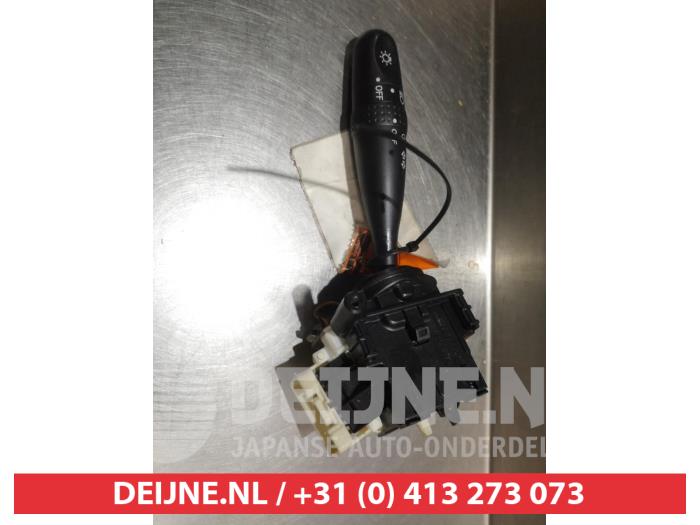 Daihatsu Cuore Licht Schalter O307158