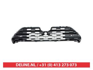 Nieuwe Grille Toyota Rav-4 Prijs € 148,77 Inclusief btw aangeboden door V.Deijne Jap.Auto-onderdelen BV