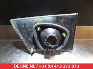 Mitsubishi Carisma Achterklep reflector rechts O297150 foto 2