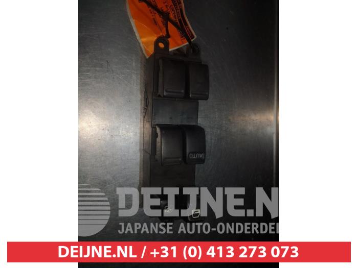 Nissan Almera Combischakelaar ramen O311619