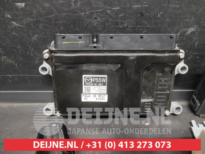 Mazda 2 Engine management computer O558053