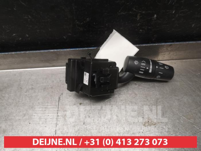 Mazda 2 Ruitenwis Schakelaar O558070
