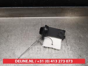 Mazda 2 Luftmengenmesser O558074 foto 2