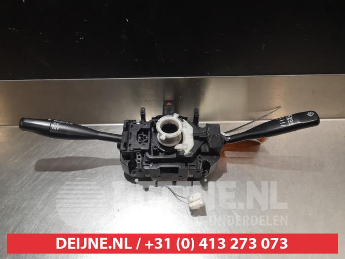 Daihatsu Young RV Combischakelaar Stuurkolom O309137