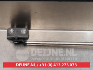 Suzuki Wagon R+ Rear gas strut, left O294345 photo 2