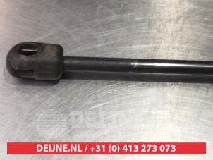 Hyundai Matrix Rear gas strut, left O293654 photo 2