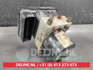 Gebruikte ABS Pomp Mitsubishi Outlander (CW) 3.0 V6 24V Mivec 4x2 Prijs € 75,00 Margeregeling aangeboden door V.Deijne Jap.Auto-onderdelen BV