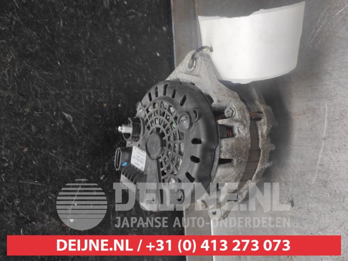 Dynamo van een Hyundai i10 (F5) 1.1i 12V 2012