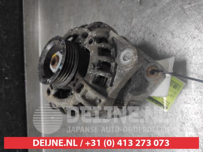 Dynamo van een Hyundai i10 (F5) 1.1i 12V 2012