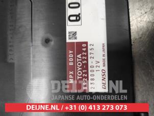 Toyota Verso-S Computer Body Control O558434 foto 3