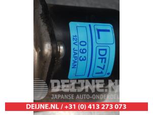 Mazda 2 Front wiper motor O348421 photo 3