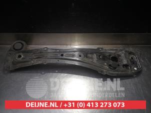 Toyota Avensis Motor beam O350483 photo 2