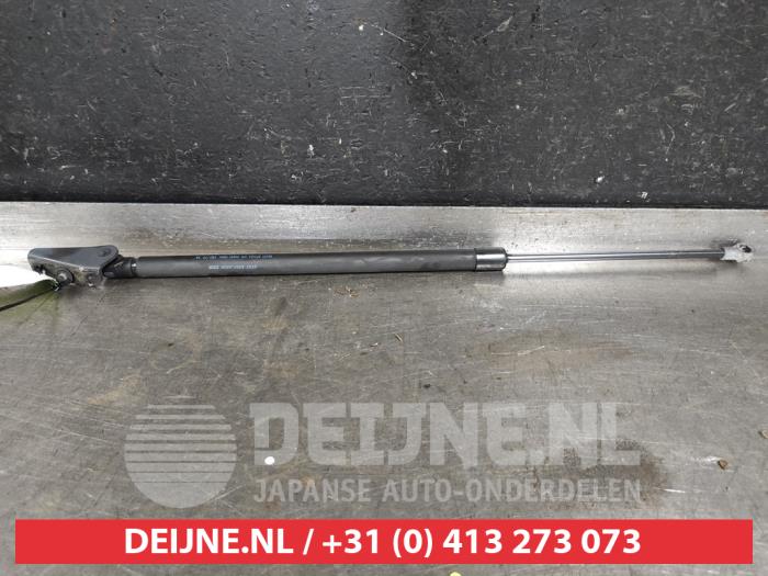 Nissan Juke Gasdämpfer links hinten O558477