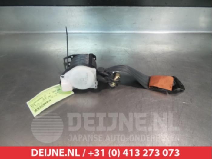 Mazda 323 Sicherheitsgurt links hinten O315644