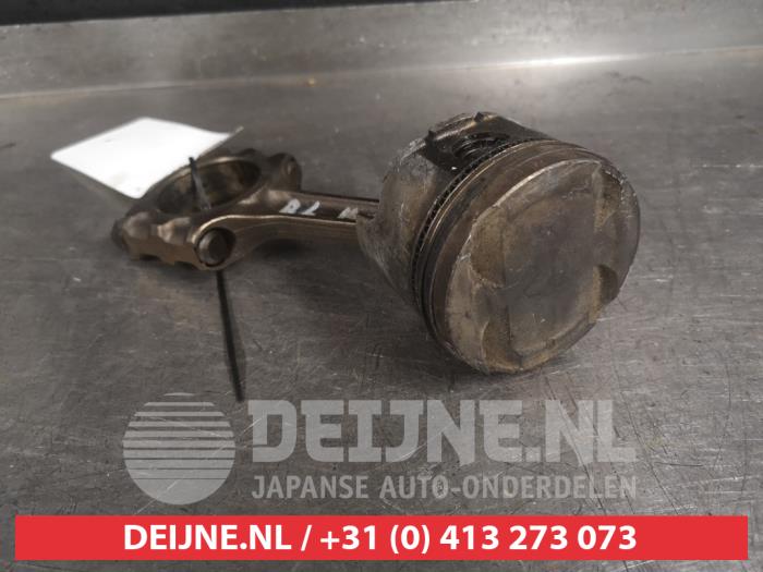 Gebruikte Zuiger Mazda MX-5 (NA18/35/6C/8C) 1.6i 16V Prijs € 100,00 Margeregeling aangeboden door V.Deijne Jap.Auto-onderdelen BV