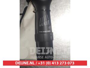 Lexus IS Ruitenwis Schakelaar O309964 foto 2