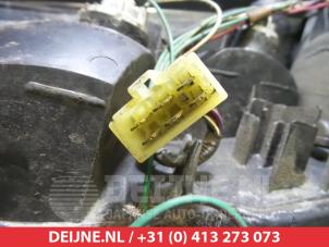 Daihatsu Charade Taillight, left O298378 photo 3