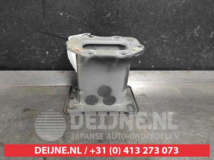 Kia Pro Ceed Front bumper bracket, left O558781