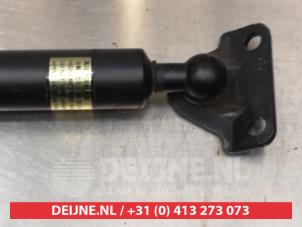 Mitsubishi Grandis Gasdämpfer links hinten O294151 foto 3