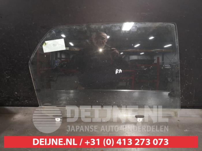 Daihatsu Terios Türscheibe 4-türig rechts hinten O558873