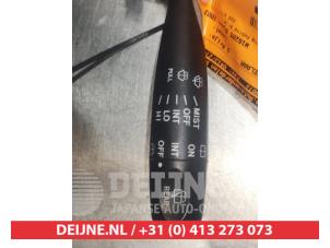 Toyota Rav-4 Ruitenwis Schakelaar O310474 foto 2