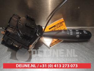 Gebruikte Ruitenwis Schakelaar Toyota RAV4 (A2) 2.0 D-4D 16V 4x4 Prijs € 35,00 Margeregeling aangeboden door V.Deijne Jap.Auto-onderdelen BV