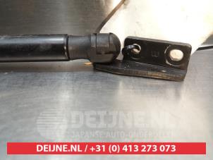Mitsubishi Colt Gasdemper links-achter O294139 foto 3