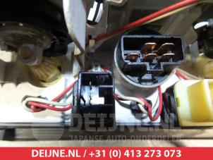 Mazda Premacy Kachel Bedieningspaneel O305420 foto 2