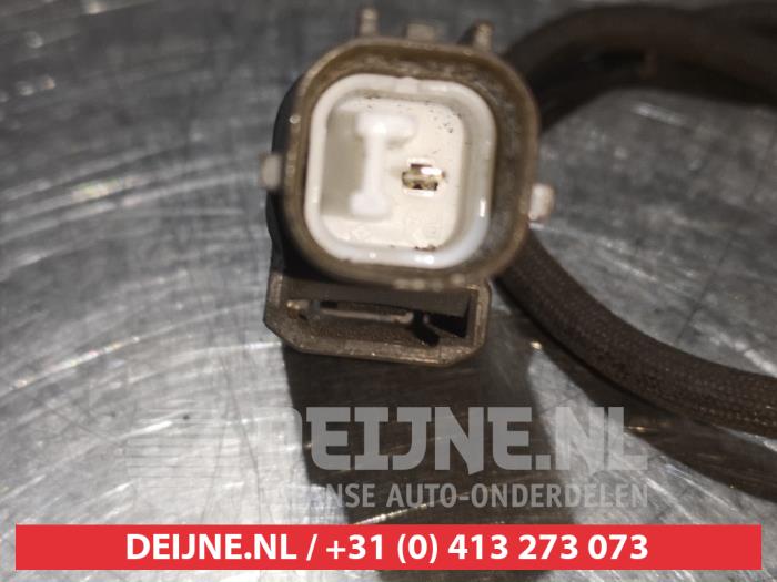 Lambda Sonde van een Honda Civic (EJ/EK) 1.4iS 16V 1996