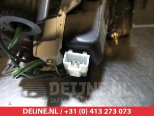 Nissan Almera Achterlicht rechts O299194 foto 3