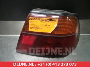 Gebruikte Achterlicht rechts Nissan Almera (N15) 1.4 LX 16V Prijs € 20,00 Margeregeling aangeboden door V.Deijne Jap.Auto-onderdelen BV