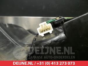 Nissan Almera Achterlicht rechts O299192 foto 3