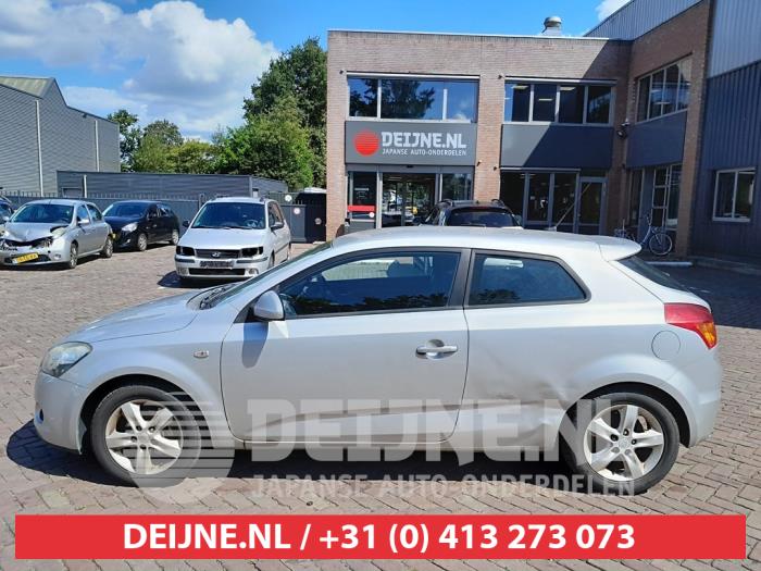 Kia Pro Ceed Portierruit 2Deurs links O559068
