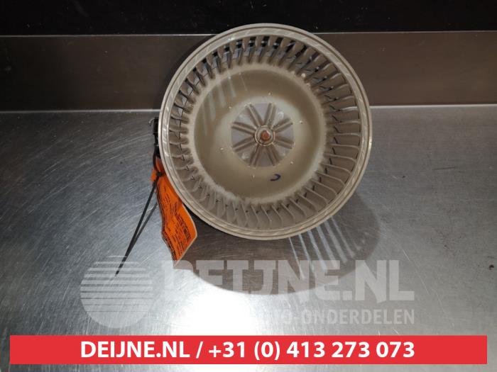 Mitsubishi Space Star Kachel Ventilatiemotor O367218