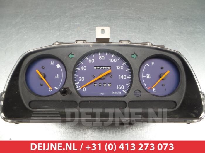 Daihatsu Move Tacho - Kombiinstrument KM O304956