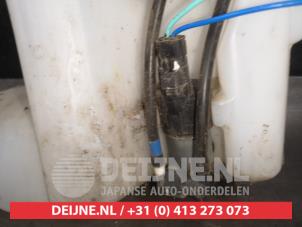 Nissan Qashqai Ruitensproeiertank voor O559418 foto 3