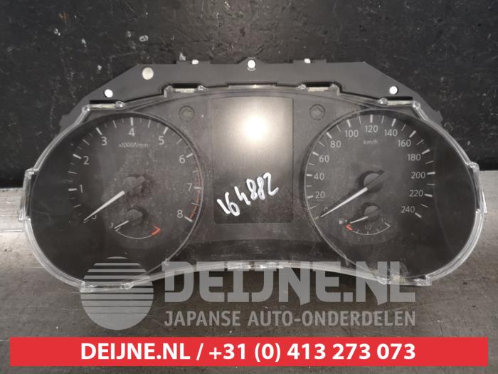 Nissan Qashqai Tacho - Kombiinstrument KM O559434
