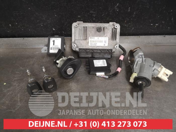 Toyota Yaris Schlossset Zylinder (komplett) O559468