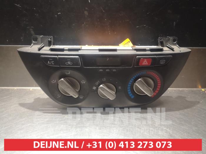 Toyota Rav-4 Kachel Bedieningspaneel O306424
